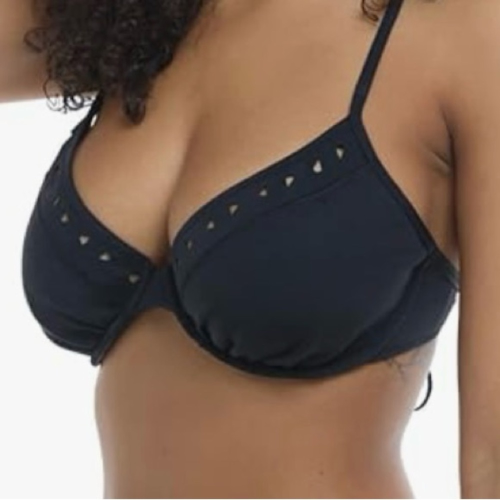 Body Glove New Women's Black Bikini top with Cutout Design. Supportive DDD/E